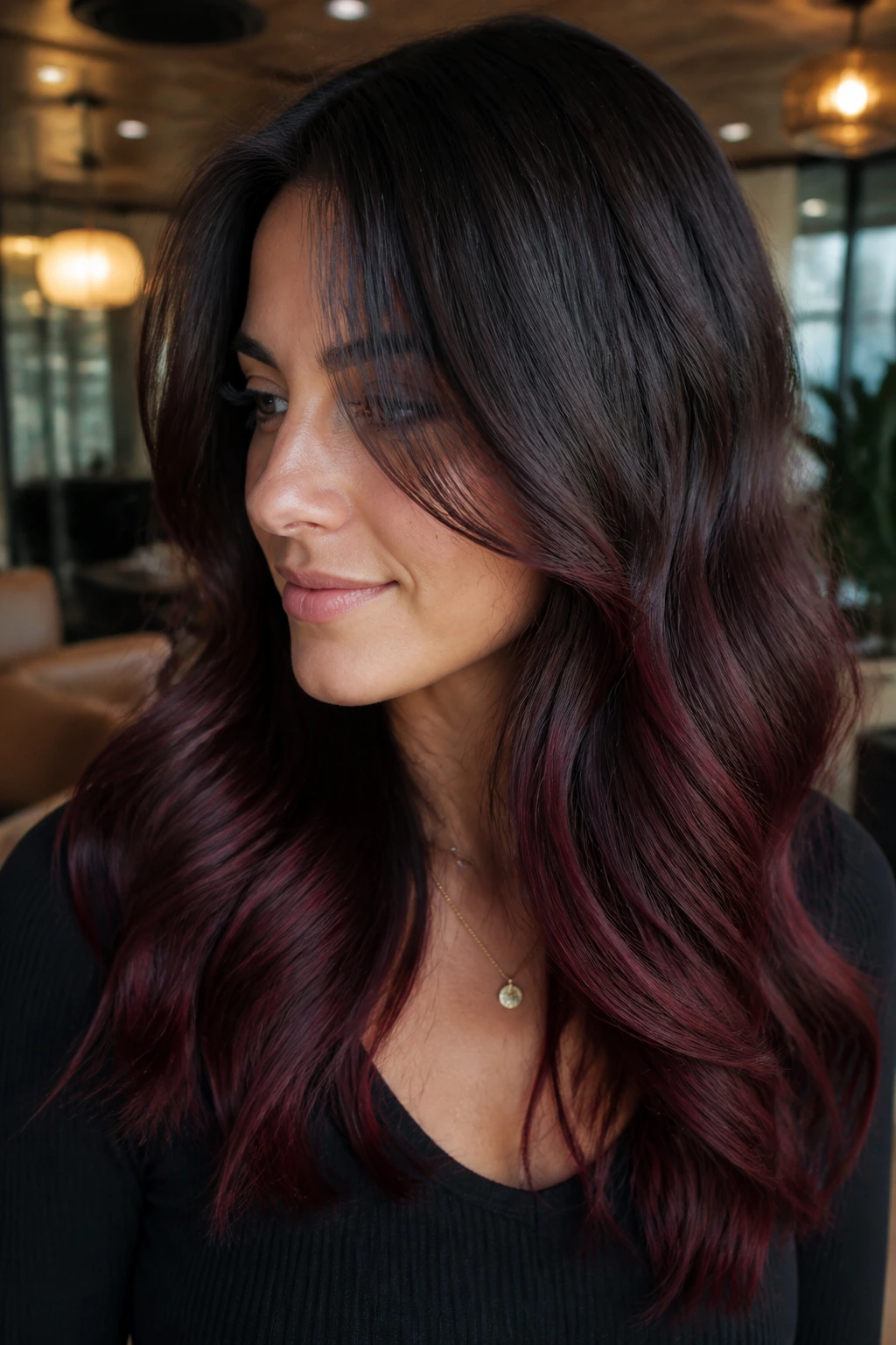 Brunette with cola-red dimension lowlights