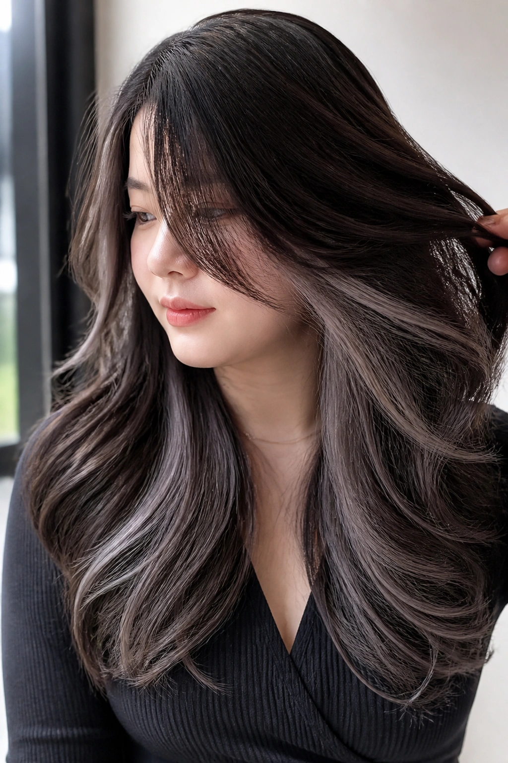 Close-up of silver-brown peekaboo pieces under the top layer